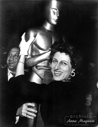 Vince l'Oscar Anna Magnani